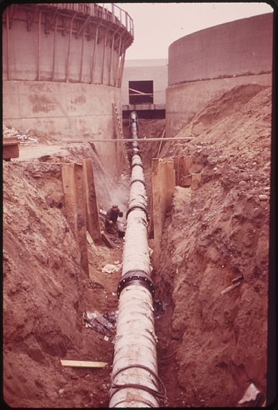 File:Pollution Control Pipes are Laid at The New Water Pollution Control Plant On Jamaica Bay NARA - 547949.jpg