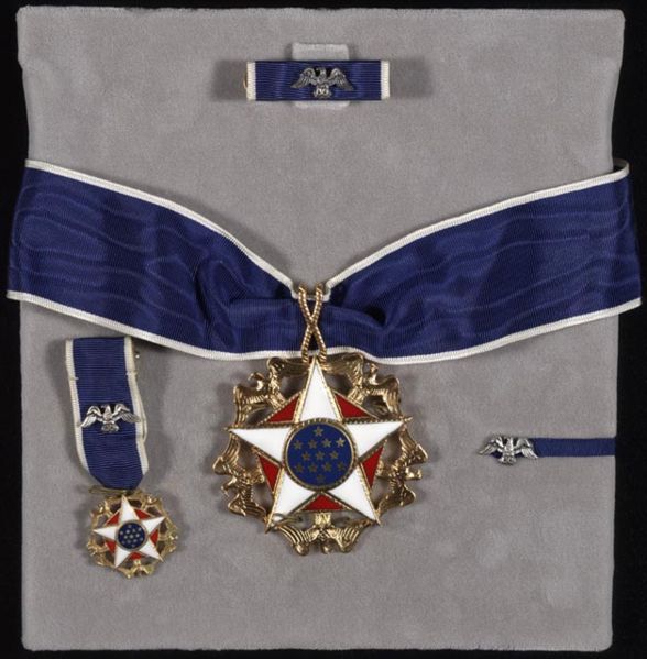 File:Presidential-medal-of-freedom.jpg