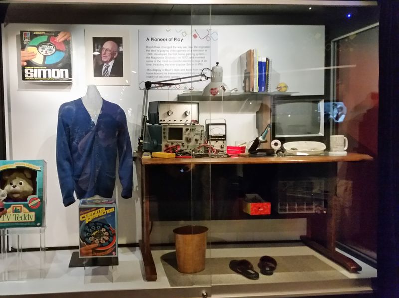 File:New Ralph Baer display unveiled The Strong Museum.jpg