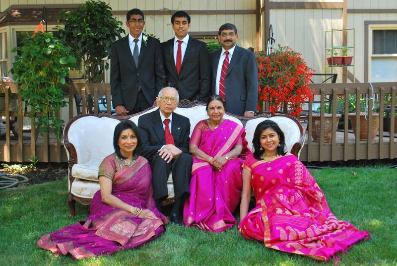 File:Rao - Family 8 2012.JPG