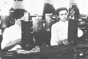 Image:Women_mfg1899.jpg