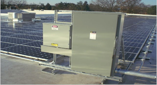 File:445 rooftop solar panel installation 1.jpg