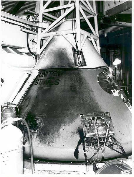 File:Design Engineering NASA Apollo 1's Command Module 1967 GPN 2003 00057.jpg