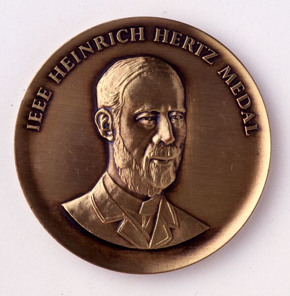 File:Hertz Medal.jpg