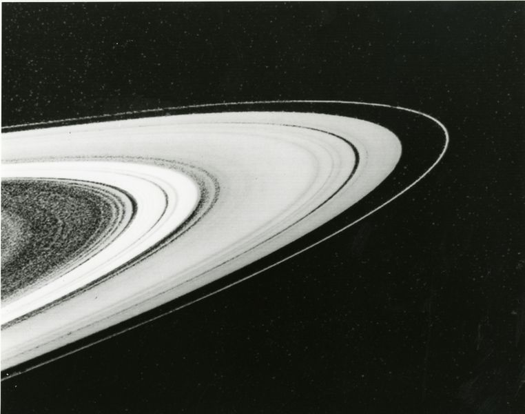 File:Saturns Rings Voyager 0685.jpg
