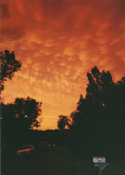 File:Stormy Kansas Sky.jpg