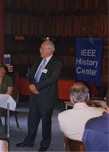 File:2004 IEEE Conference on the History of Electronics - 6309-037.jpg