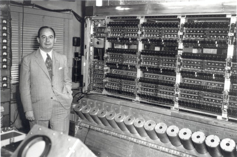 File:0572 - Von Neumann at IAS Williams Storage Tube.jpg