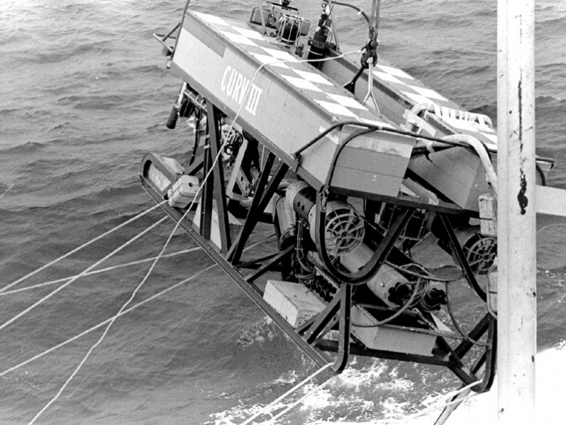 File:CURV-III PISCES RESCUE - NAVY PHOTO 1973.jpg