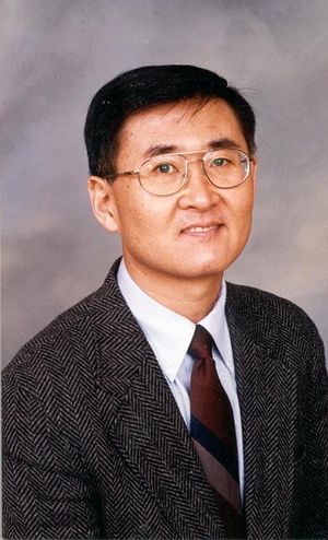 Sung-Mo (Steve) Kang 2435.jpg